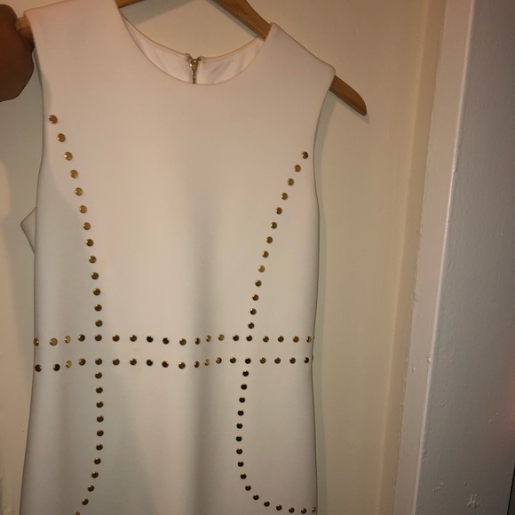 ❗️SOLD❗️Calvin Klein Sleeveless W/Gold Dress - Picture 4 of 8